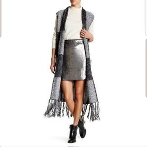 Romeo & Juliet Couture Black and Gray Long Sweater Vest